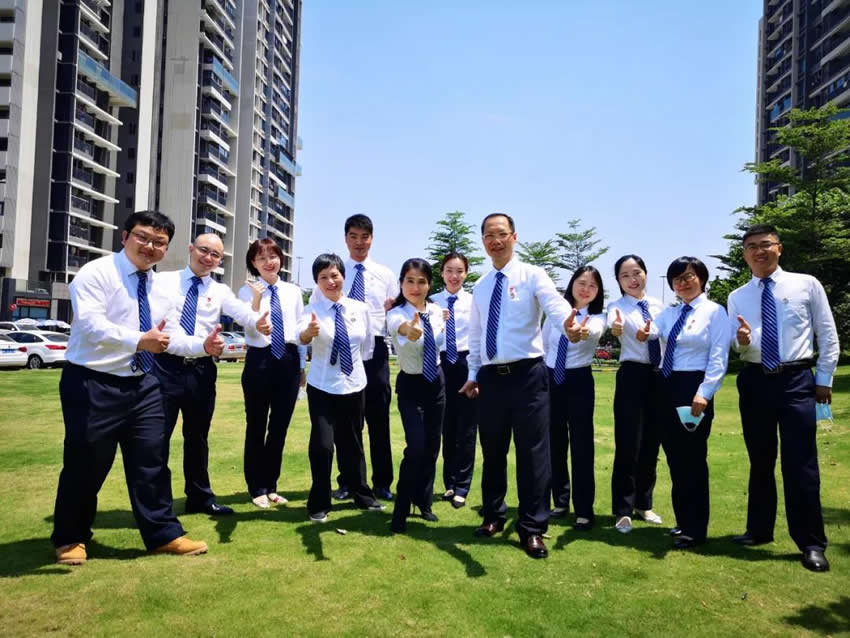 廣東省深圳市龍華公證處在哪里