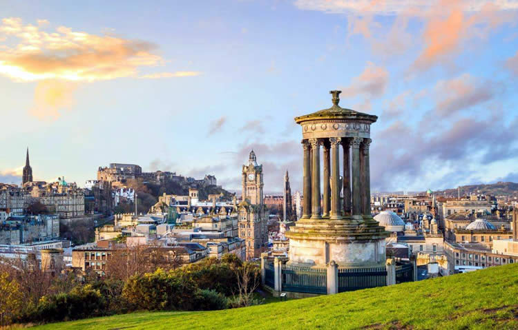 小孩是在英國(guó)出生的現(xiàn)要在中國(guó)上戶口讀書(shū)等用途要怎么辦理公證認(rèn)證？