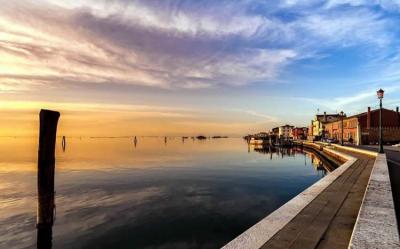 在港辦理的離婚絕對判令遺失了，需要如何補(bǔ)領(lǐng)且做公證用于內(nèi)地再婚？