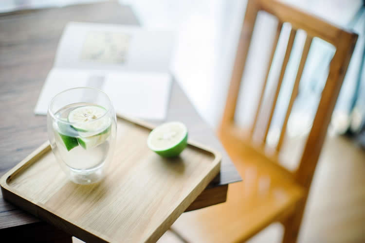 在港離婚的香港人士現(xiàn)要在內地銀行貸款怎么辦理婚姻公證？