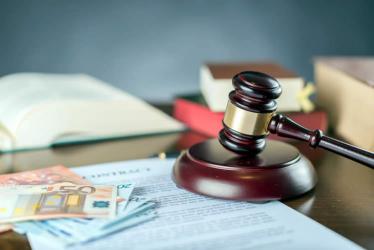 內(nèi)地出生的香港人要承辦繼承父母在香港的遺產(chǎn)如何辦理中國出生公證及認(rèn)證呢？