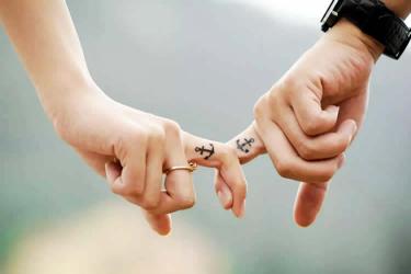 香港人和澳門人結(jié)婚，現(xiàn)要出售內(nèi)地名下的房產(chǎn)怎么辦理香港結(jié)婚證公證？ 