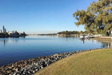 香港人怎么辦理在內(nèi)地居住期間的無犯罪記錄公證書用于申請新西蘭伴侶工作簽證呢？