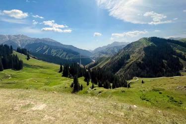 香港無犯罪記錄證明原件可以和西班牙語翻譯件一起辦理海牙認證嗎？