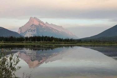 香港人在內(nèi)地死亡，其子女現(xiàn)要在香港處理繼承遺產(chǎn)手續(xù)怎么辦理死亡公證書及外交部認(rèn)證呢？