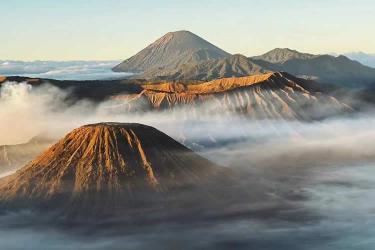 香港人要在德國結(jié)婚怎么在內(nèi)地辦理中德語出生公證附加證明書呢？